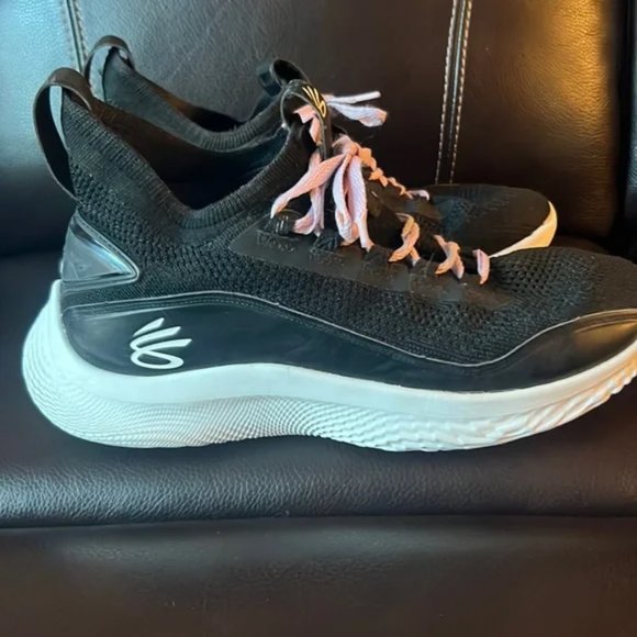 Under Armour Other - Curry basketball shoes. Size 11.5 men/ 13 women.